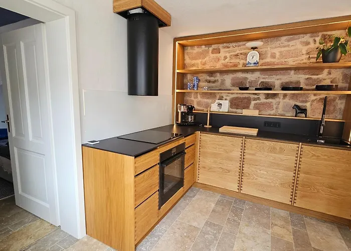 Designerwohnung Im Preisgekroenten Denkmal Apartment